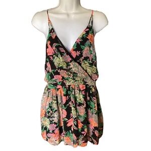 2/$15 Event floral romper. M